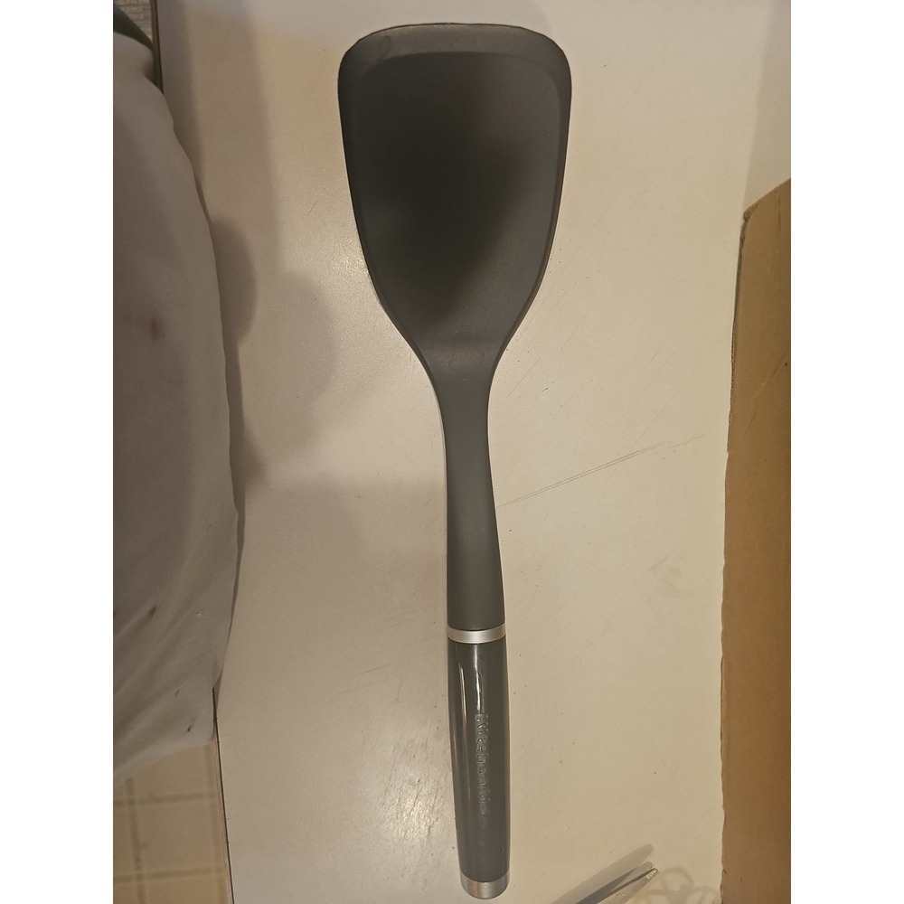 Kitchen Aid Cooking Spatula/Flipper.   Used